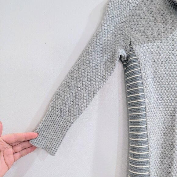 ATHLETA Merino Extra Fine Wool Sweater Dress XS Gray Turtleneck 3/4 Sleeve - Picture 4 of 11
